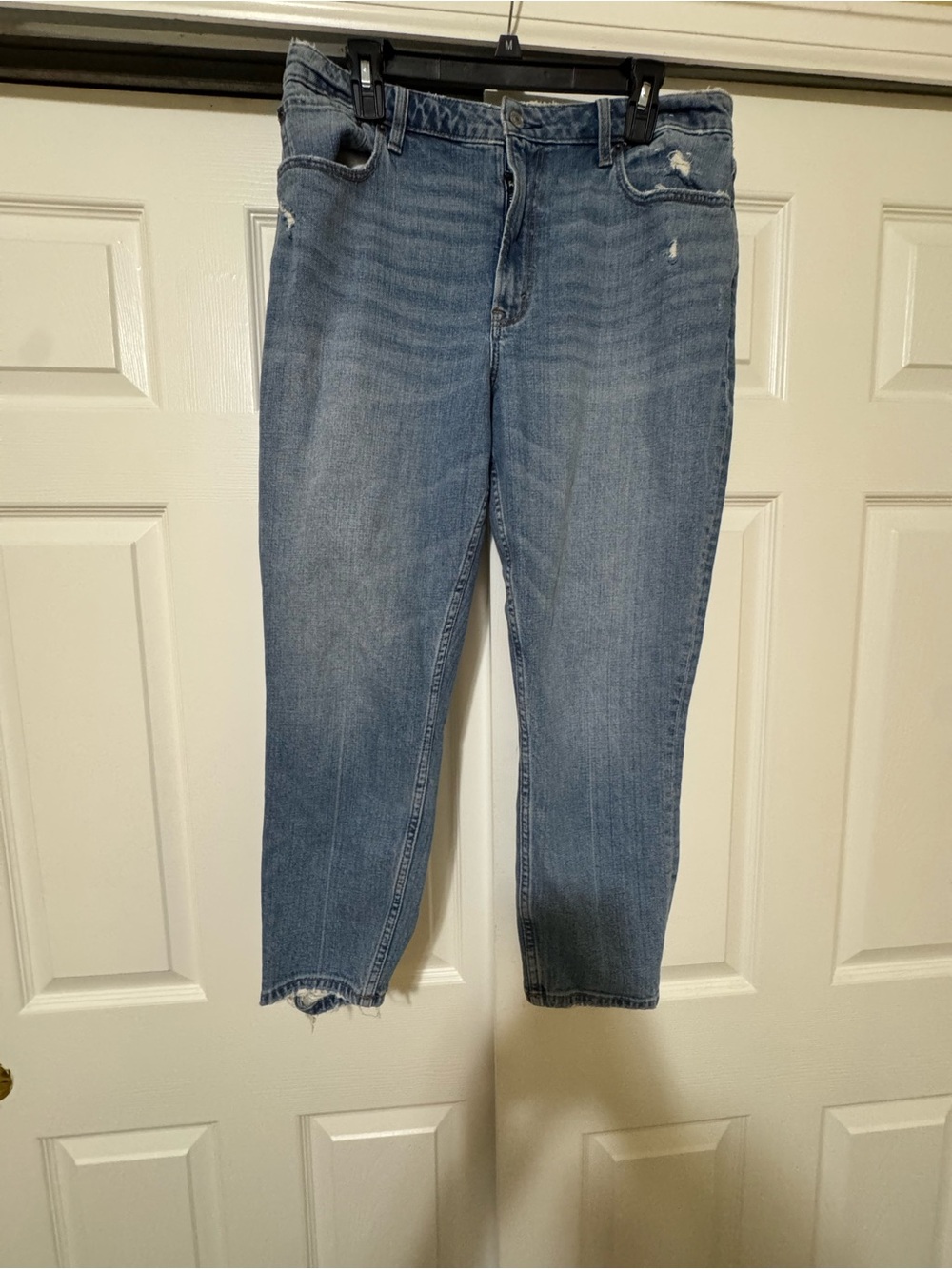 Abercrombie & Fitch women’s  Light Blue Distressed High-Rise Jeans